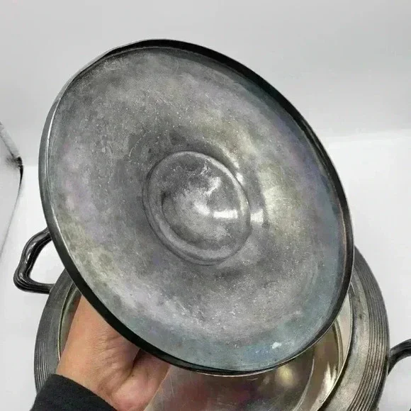 Vintage REED and BARTON Silver Plate Covered Dish/pan Handled No.1100. Taunton - Picture 8 of 15